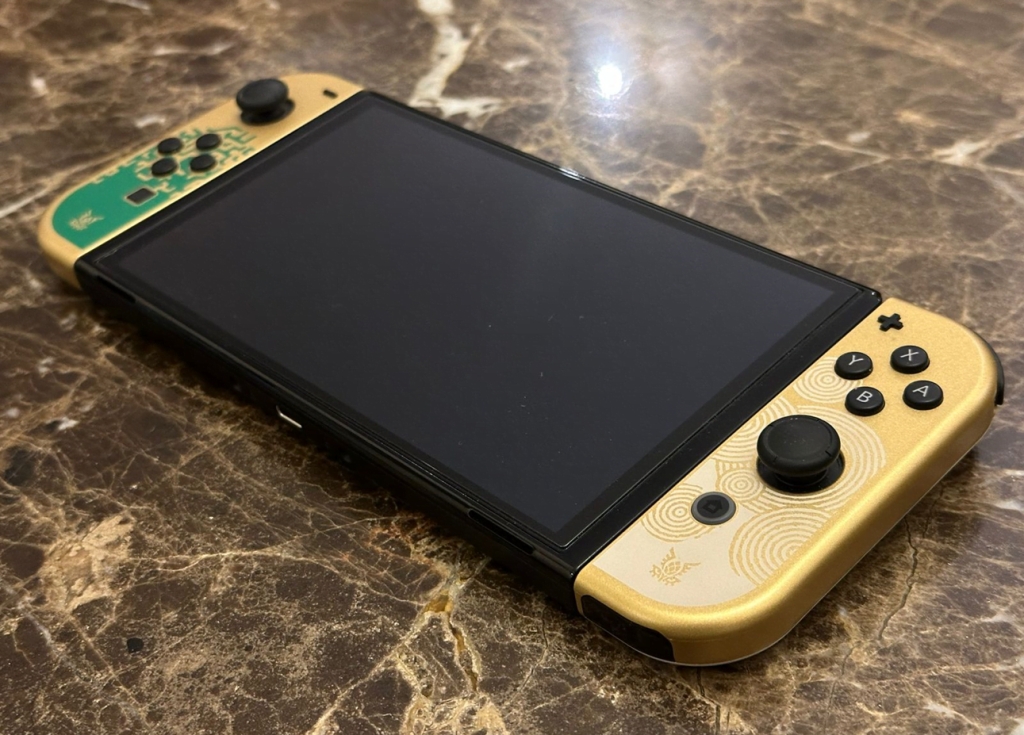 Nintendo Switch OLED Zelda TOTK Edition Front